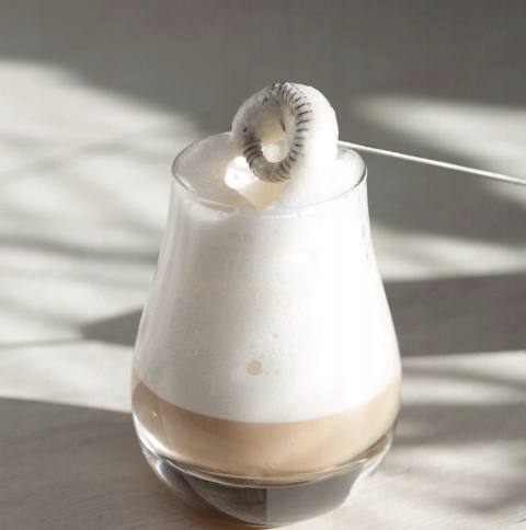 SPIENIACZ DO MLEKA PIANKI JAJEK KAWY MINI MIKSER ELEKTRYCZNY UBIJACZ RĘCZNY